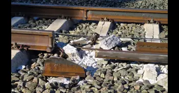 Puente afirma que el carril donde descarriló el tren Iryo es nuevo, fabricado en 2023 e instalado en 2025