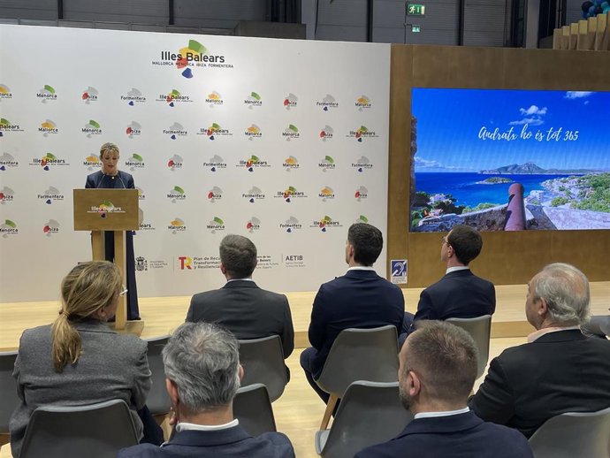 La alcaldesa de Andratx, Estefanía Gonzalvo, en Fitur