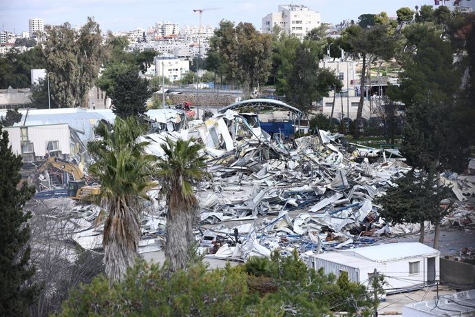 JERUSALEM, Jan. 20, 2026  -- Israeli authorities demolish a building within the East Jerusalem compound of the United Nations Relief and Works Agency for Palestine Refugees (UNRWA), Jan. 20, 2026. Israeli authorities on Tuesday demolished several building