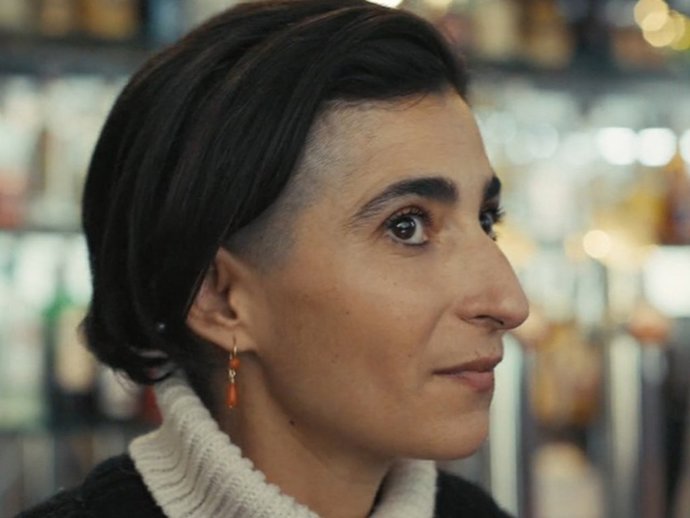 Alba Flores durante su entrevista con Jordi Évole