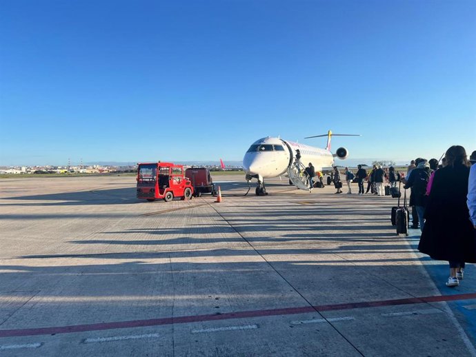 Cantabria licita la ruta con Tirana por 786.500 euros y una duración de un año prorrogable tres más