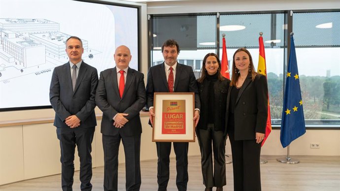 Securitas Direct entrega la Placa de Oro de la Seguridad a la Comunidad de Madrid.
