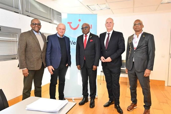 TUI y Jamaica exploran la expansión del destino en Latinoamérica y Europa del Este.