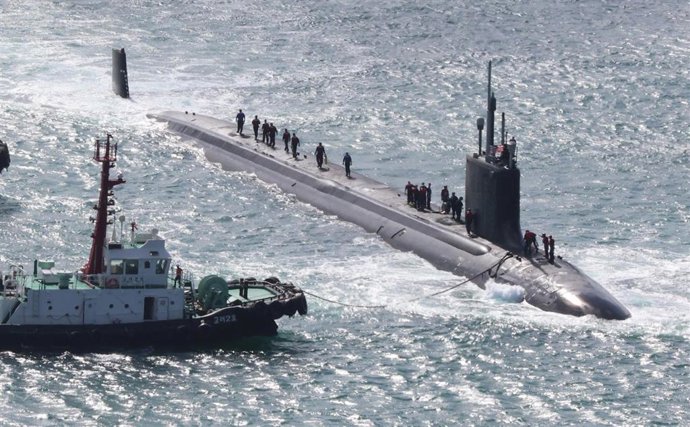 Archivo - El submarino 'USS Vermont' de la Armada de Estados Unidos cerca de una base militar surcoreana en Busan.