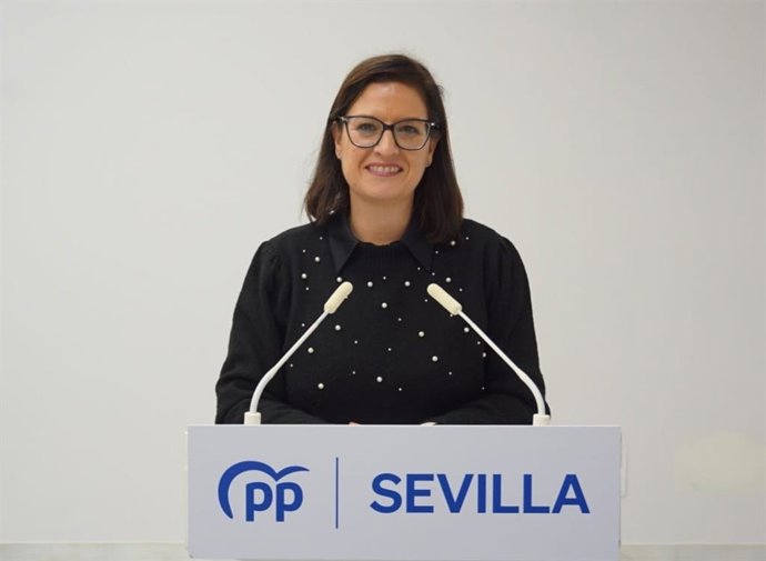 La vicesecretaria de Educación y Sanidad del PP de Sevilla, Gloria Guillén.