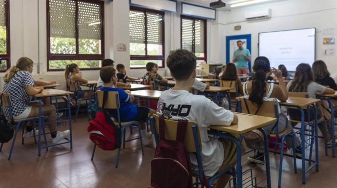 Fejuves colabora en llevar el buen uso de los videojuegos a los centros educativos