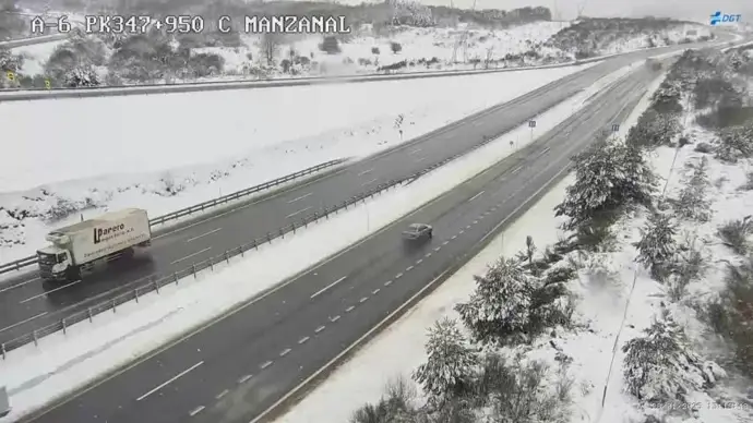 Estado de la A-6 a su paso por el Puerto del Manzanal (León)