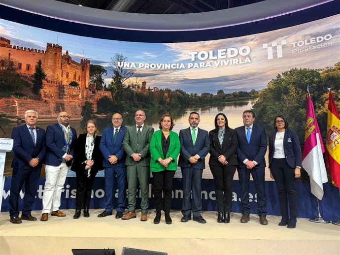 Miembros de la Diputación de Toledo en Fitur.