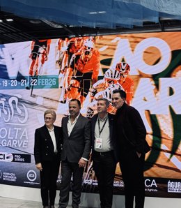 El exciclista profesional Luis Pasamontes participó en la presentación de la Vuelta al Algarve en Fitur 2026.