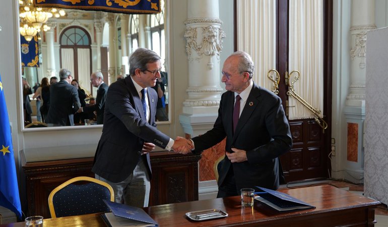 Es Andalucía - Málaga