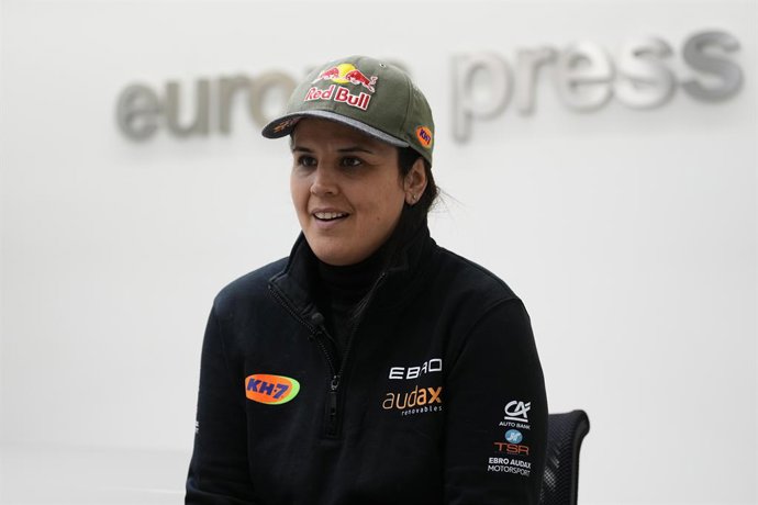 Laia Sanz participa de uma entrevista à Europa Press após o Dakar 2026 na sede da Europa Press em 22 de janeiro de 2026, em Madri, Espanha.