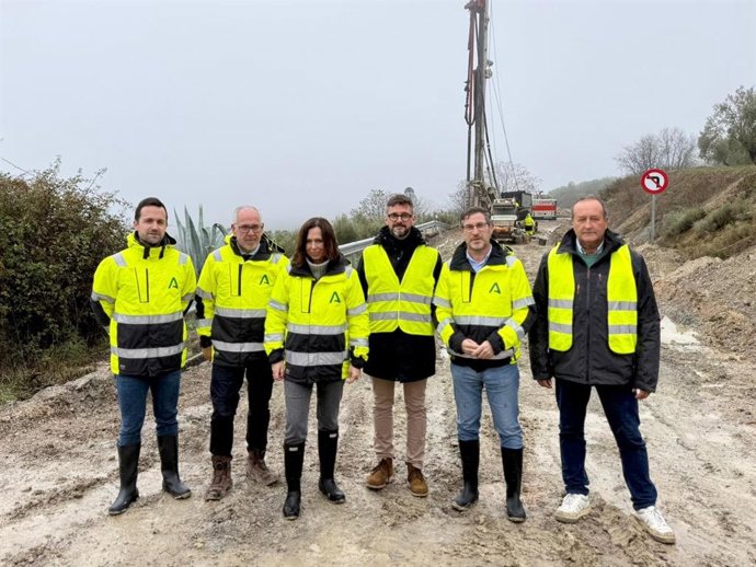 Visita a las obras de la A-6204, en Villacarrillo