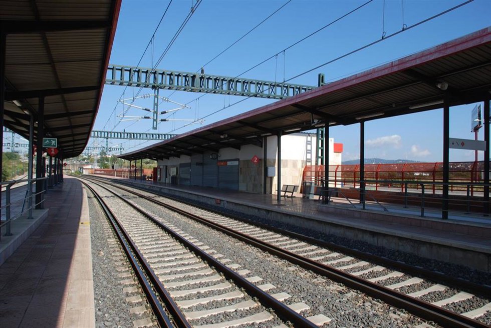 Archivo - Estación de Rodalies de Rubí (Barcelona), en una imagen de archivo