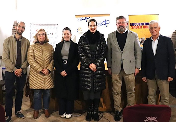 Tercera cita de los Encuentros de Saber Abierto, ciclo promovido por la UCC+i y la Asociación de Industrias Químicas, Básicas y Energéticas de Huelva (Aiqbe).