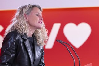 La portavoz del PSOE, Montse Mínguez, en una rueda de prensa en Ferraz tras la reunión de la Comisión Ejecutiva Federal.