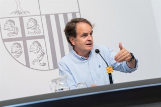 Archivo - El consejero de Hacienda, Interior y Administración Pública del Gobierno de Aragón, Roberto Bermúdez de Castro, en imagen de archivo.