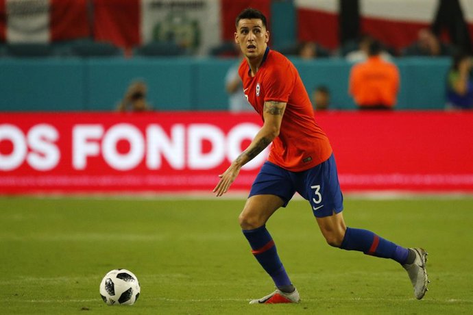 Archivo - Chile.- Aseguran que Everton pretende repatriar a Enzo Roco