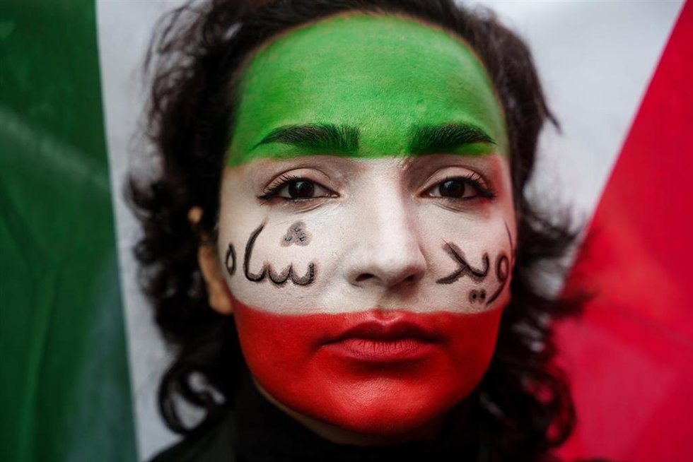 Manifestación contra la represión en Irán, a 17 de enero de 2026, en Madrid (España). La marcha, convocada para mostrar el rechazo frente a la represión sufrida por la población iraní tras las protestas populares en el país acaecidas recientemente, reco
