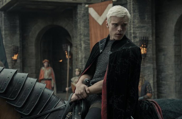 Finn Bennett, el villano de El caballero de los Siete Reinos: "Se avergüenza de los Targaryen"