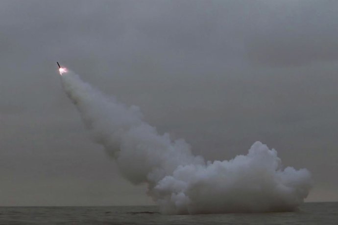 Archivo - Arxiu - Imatge d'arxiu del llançament d'un míssil des de Corea del Nord