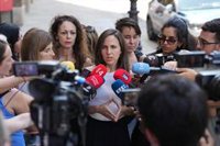 Belarra dice que si los inmigrantes no pueden aportar un certificado de penales valdrá con una declaración responsable