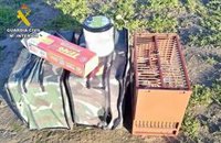 Investigado un vecino de Badajoz tras ser sorprendido cuando cazaba aves con artes prohibidas