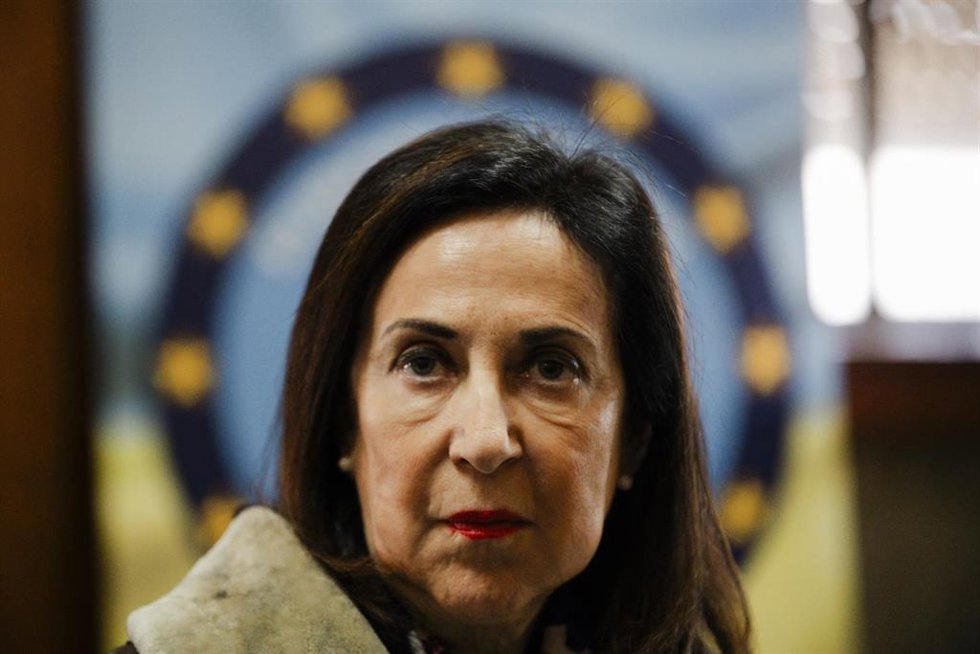 La ministra de Defensa, Margarita Robles, visita al personal ucraniano que se instruye en el marco de la Operación EUMAM-UA, en la Academia de Infantería, a 21 de enero de 2026, en Toledo,  Castilla-La Mancha (España). La EUMAM-UA es una misión de asist