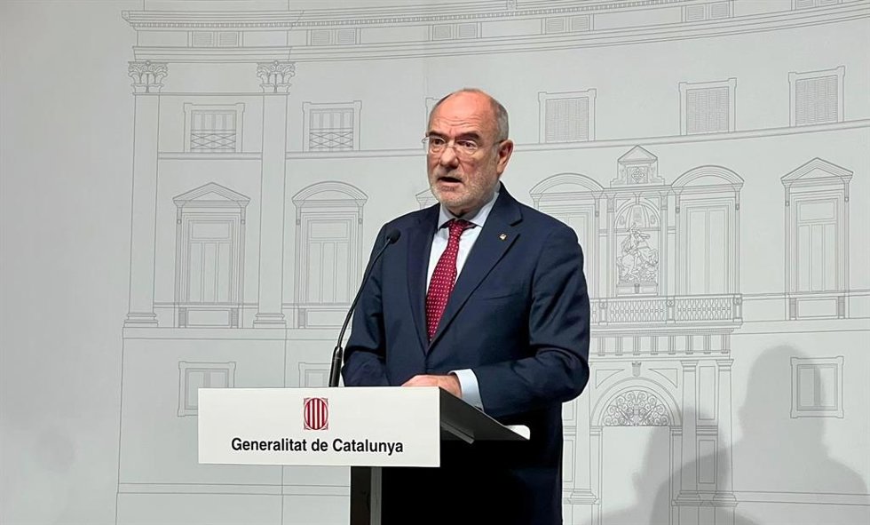 El conseller de la Unión Europea y Acción Exterior de la Generalitat, Jaume Duch, en una atención a los medios en el Palau de la Generalitat