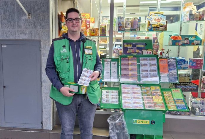 Francisco Javier Pérez, vendedor de la ONCE en Málaga