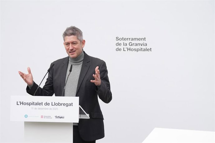 Archivo - El alcalde de L'Hospitalet de Llobregat, David Quirós, en una imagen de archivo.