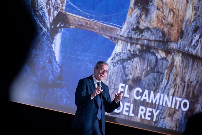 El presidente de la Diputación de Málaga, Francisco Salado, en la inauguración de Avance Global, un encuentro que reúne en el municipio malagueño de Fuengirola a empresarios estadounidenses de origen latino.