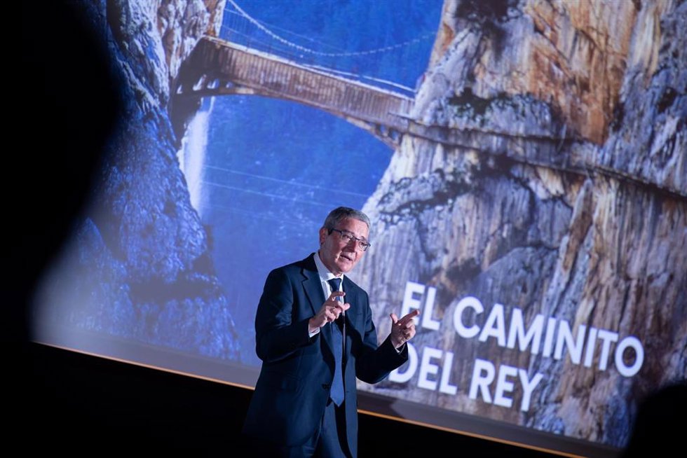 El presidente de la Diputación de Málaga, Francisco Salado, en la inauguración de Avance Global, un encuentro que reúne en el municipio malagueño de Fuengirola a empresarios estadounidenses de origen latino.