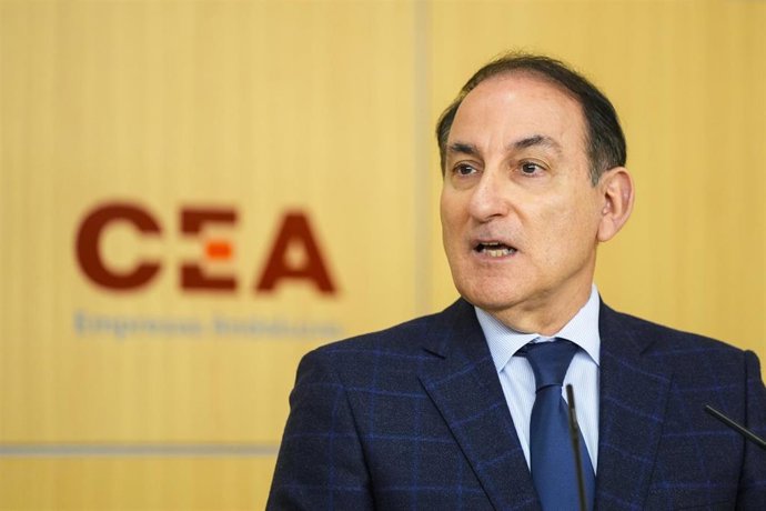 El presidente de la Confederación de Empresarios de Andalucía (CEA), Javier González de Lara, en imagen de archivo. 
