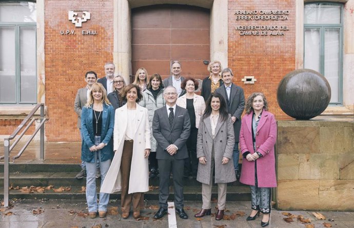 Bengoetxea advierte de una "política general de desatención" de la universidad pública y de un "riesgo de parálisis"