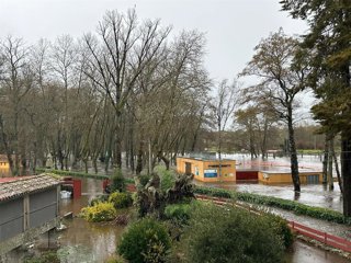 Subida del nivel del río Arnoia en el municipio ourensano de Baños de Molgas