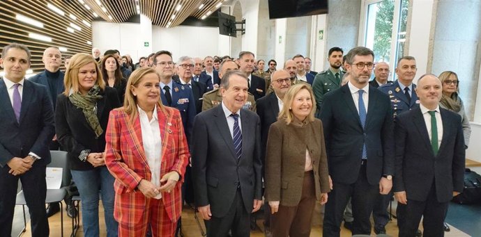 Acto de firma del convenio entre Zona Franca de Vigo y Asime para impulsar una aceleradora vinculada al sector de la Defensa y la Seguridad.