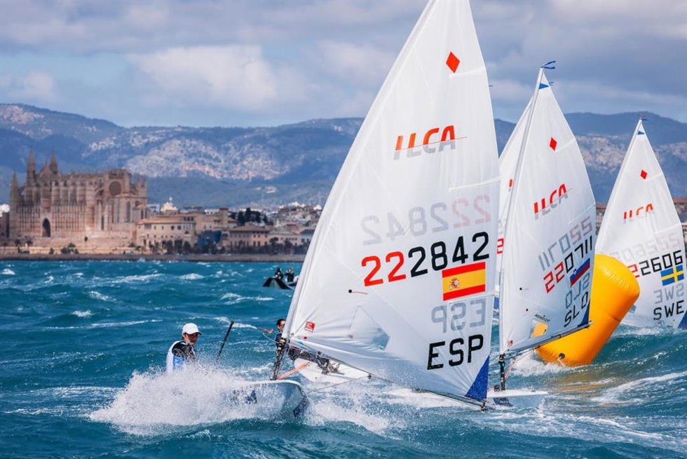 Archivo - Imagen de una regata en el Trofeo Princesa Sofía