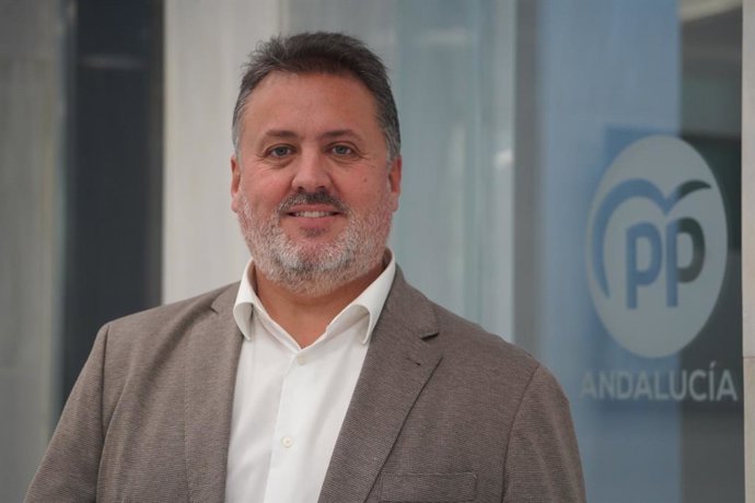 El vicesecretario de Vivienda del PP-A, Manuel Francisco García,