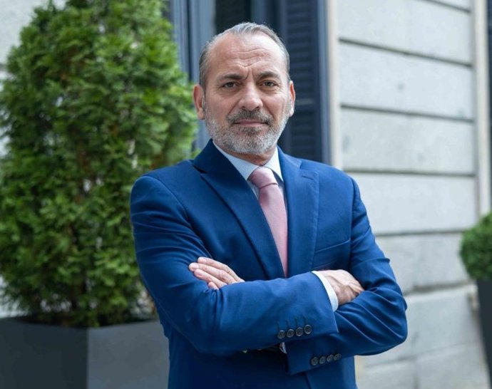 El diputado nacional de Vox por Huelva, Tomás Fernández.