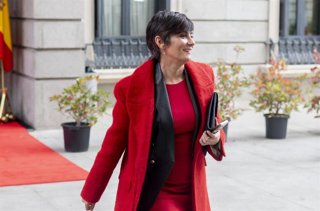 Archivo - La ministra de Vivienda, Isabel Rodríguez, en el Congreso.