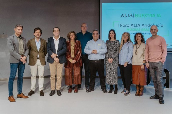 Archivo - Integrantes del grupo de investigación Sinai.