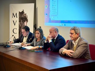 La consejera de Sostenibilidad y Medio Ambiente de la Junta de Andalucía, Catalina García, en el foro de caza en Antequera (Málaga).