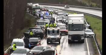 Reabre el carril de la AP-9 en Oroso que se cortó al tráfico tras el accidente múltiple con 23 vehículos