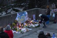 Seguridad Nacional afirma que fueron dos los agentes federales que dispararon contra Alex Pretti