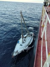 Foto: Localizan en aguas de Argelia al ocupante de un velero desaparecido el 15 de enero entre Gandia y Guardamar del Segura