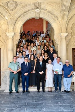 Archivo - Foto de familia en la inauguración del curso de verano UNIA. Imagen de Archivo.