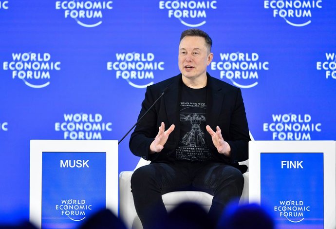 DAVOS, 23 de janeiro de 2026 — O empresário norte-americano Elon Musk discursa na Reunião Anual do Fórum Econômico Mundial (WEF) de 2026 em Davos, Suíça, em 22 de janeiro de 2026.