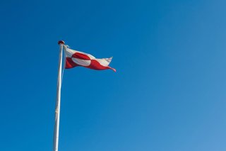 Bandera de Groenlandia, a 28 de julio de 2009, en Groenlandia, Dinamarca.