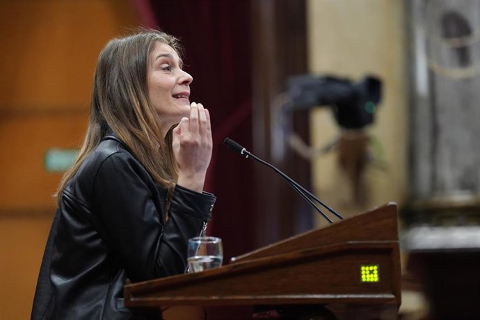 La líder de los Comuns en el Parlament, Jéssica Albiach, durante una sesión de control, en el Parlament de Catalunya, a 28 de enero de 2026, en Barcelona, Catalunya (España).