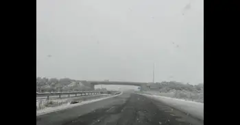 La nieve provoca el embolsamiento de camiones en carreteras de Ávila, León, Segovia, Madrid, Toledo y Cuenca